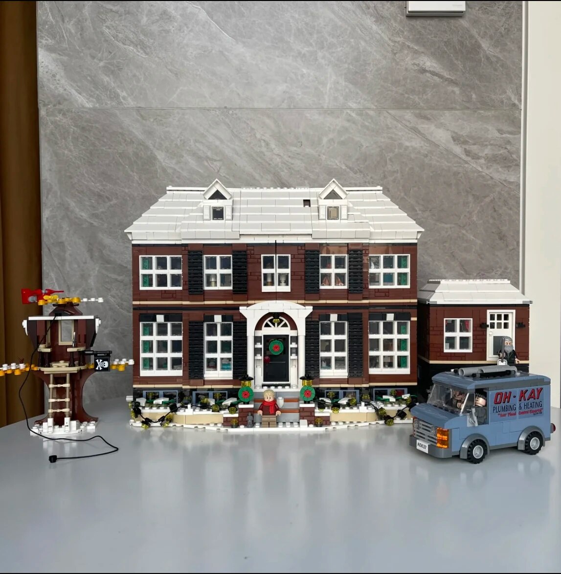 2023 Compatible 21330 Home Alone House Set Model Building Blocks